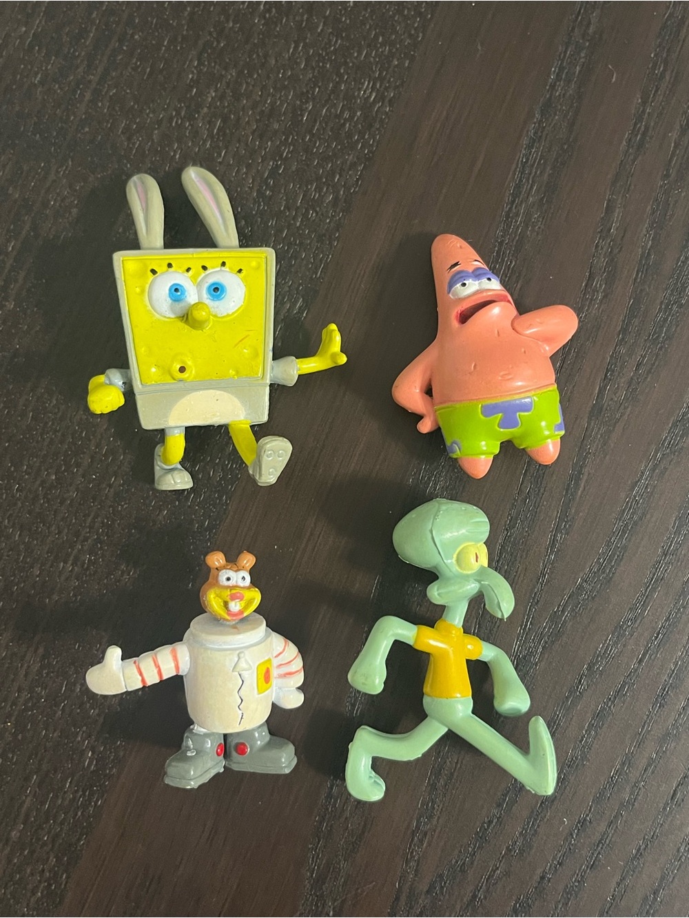 SpongeBob & Friends Mini Figurine Toy Set - Yellow, Pink, Green, White